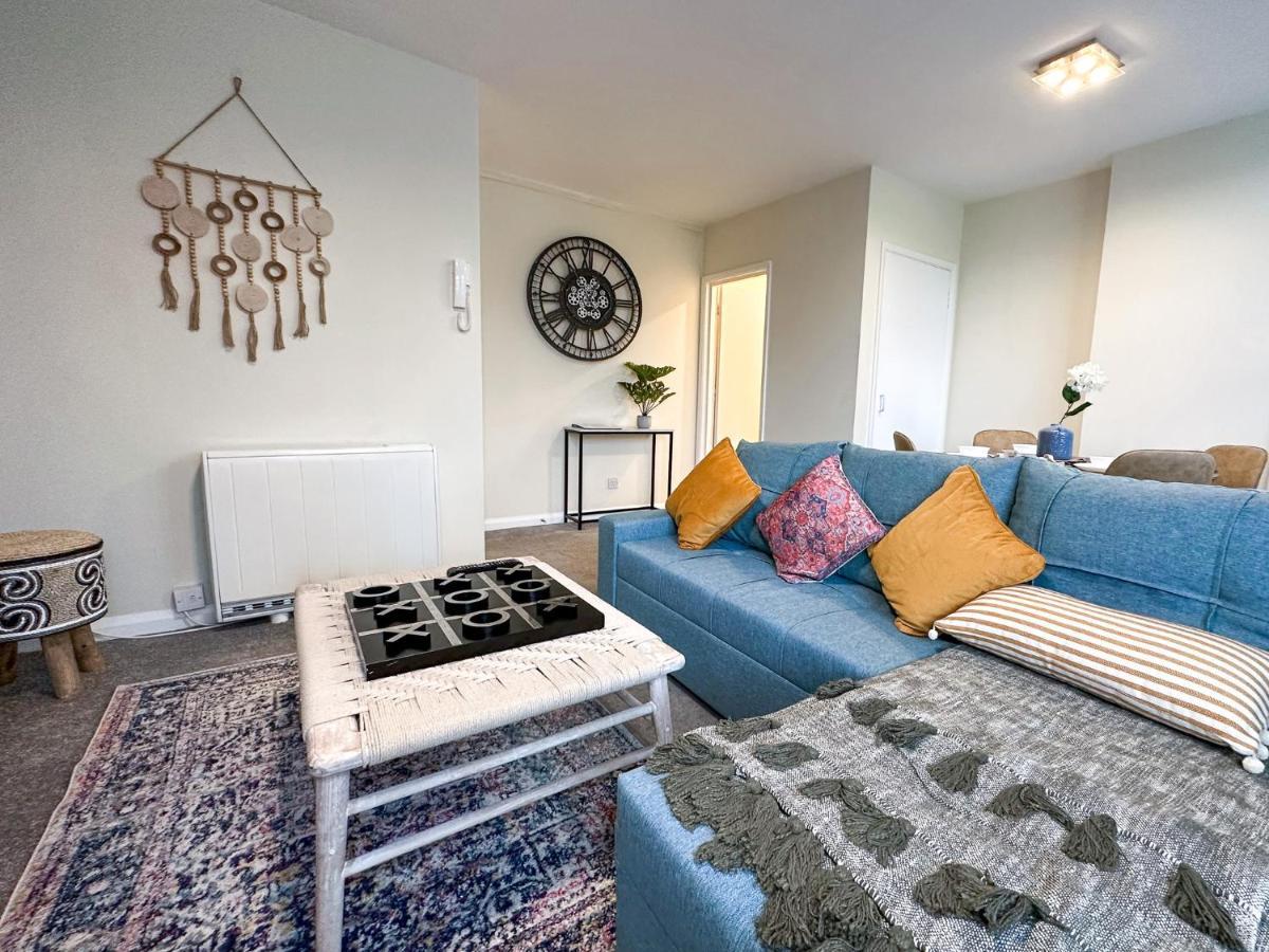 Spacious Apartment - Double And Sofa Bed - Wonderful Pavilion Views Brighton ภายนอก รูปภาพ
