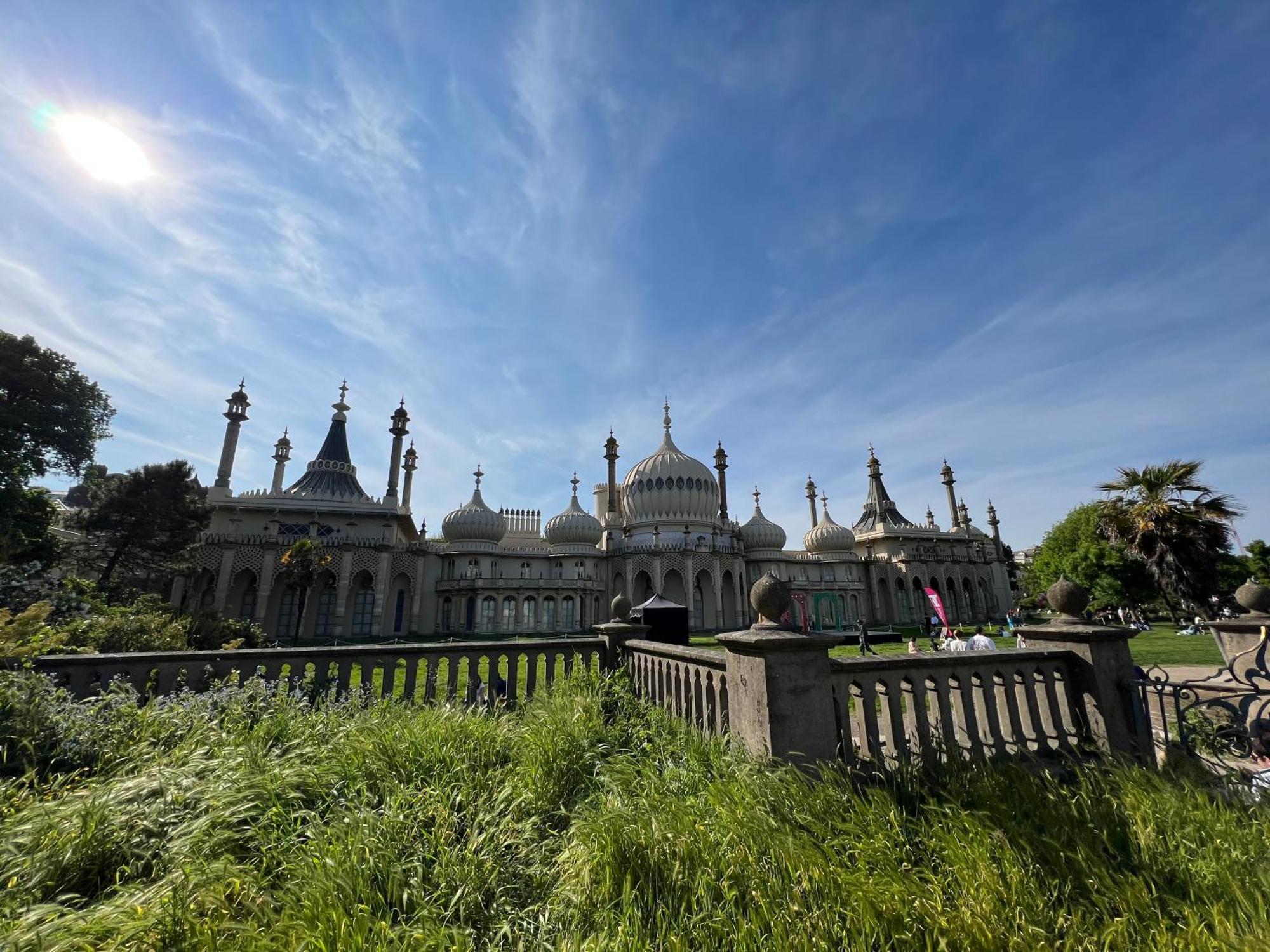 Spacious Apartment - Double And Sofa Bed - Wonderful Pavilion Views Brighton ภายนอก รูปภาพ